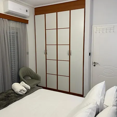 Vanna Villa Corinthe